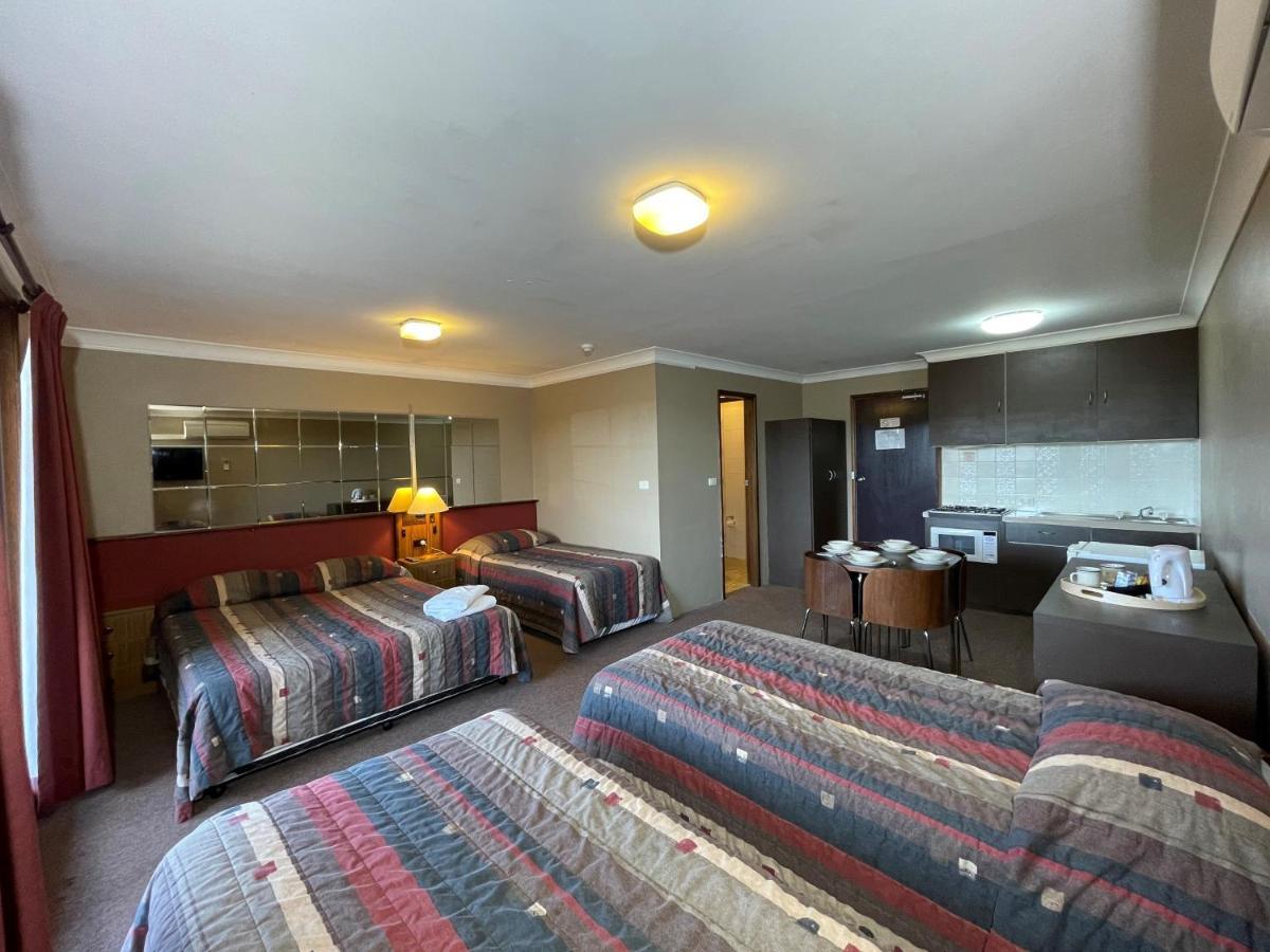Southern Cross Motor Inn Беррідейл Екстер'єр фото